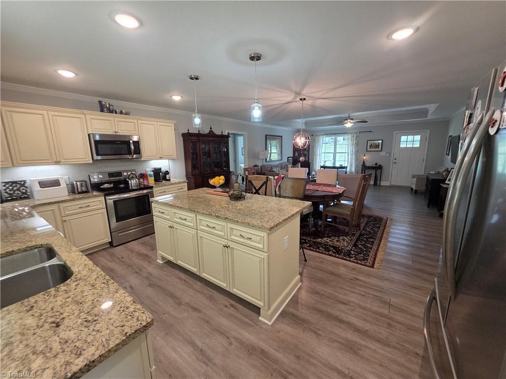 Stick/Site Built at 343 Parks Meadows Drive, Lexington NC 27292, photo 9 of 23