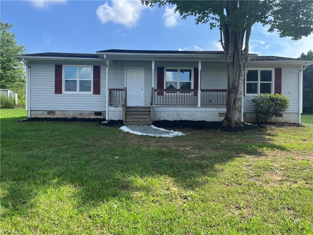 1011 Rising Sun Drive, Yadkinville NC 27055