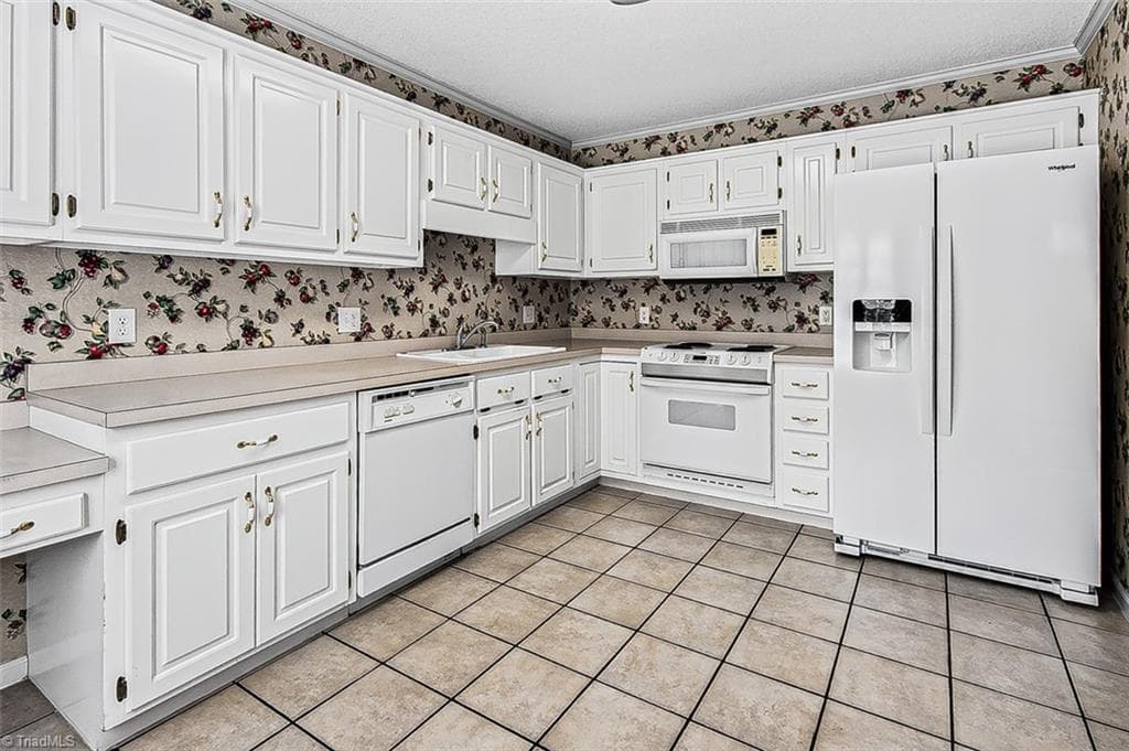 Stick/Site Built at 828 Windermere Court # C, Asheboro NC 27203, photo 8 of 23