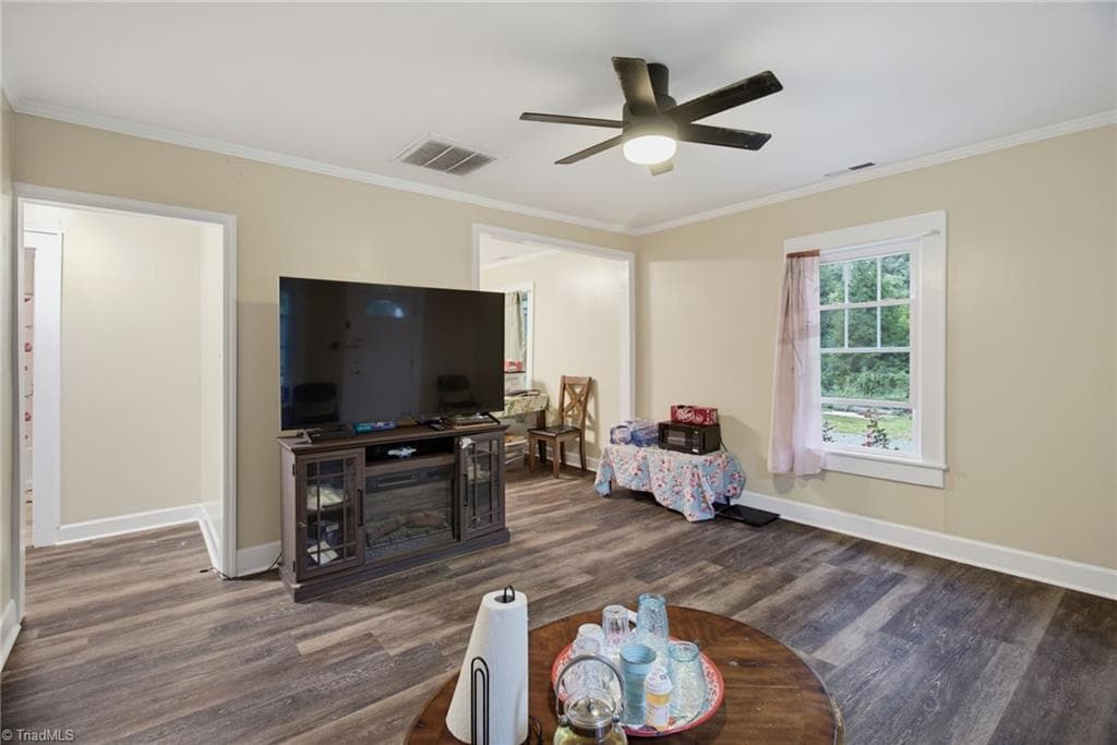 Stick/Site Built at 1608 Sharpe Road, Greensboro NC 27406, photo 5 of 34