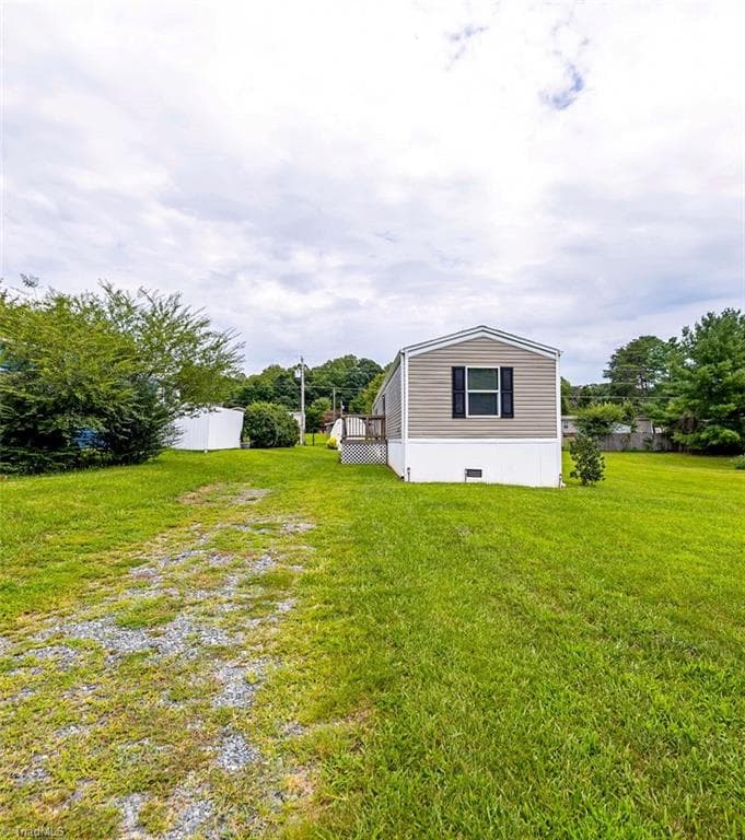 Manufactured Home at 1095 Willow Creek Drive, Pinnacle NC 27043, photo 24 of 24