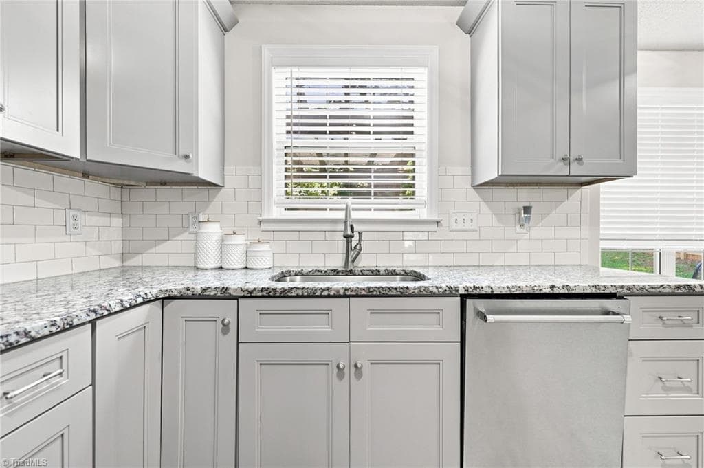 Stick/Site Built at 1704 Crinan Court, High Point NC 27265, photo 26 of 50