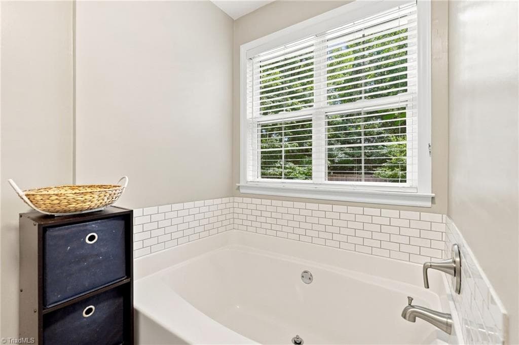 Stick/Site Built at 1704 Crinan Court, High Point NC 27265, photo 14 of 50