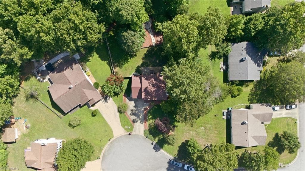 Stick/Site Built at 1704 Crinan Court, High Point NC 27265, photo 11 of 50