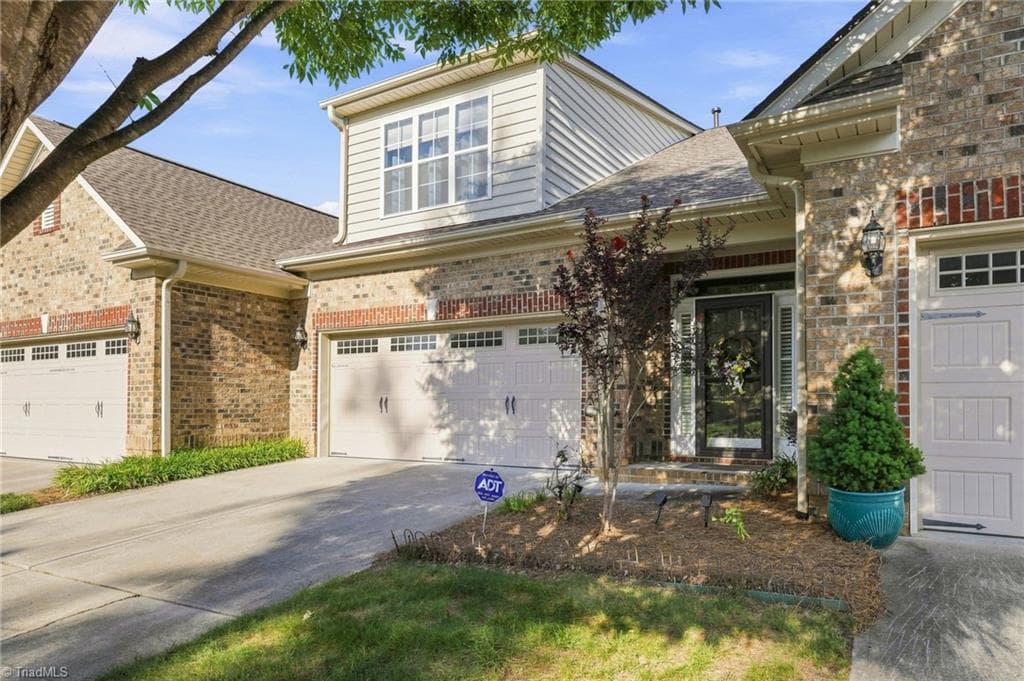 5252 Esher Drive, Walkertown NC 27051