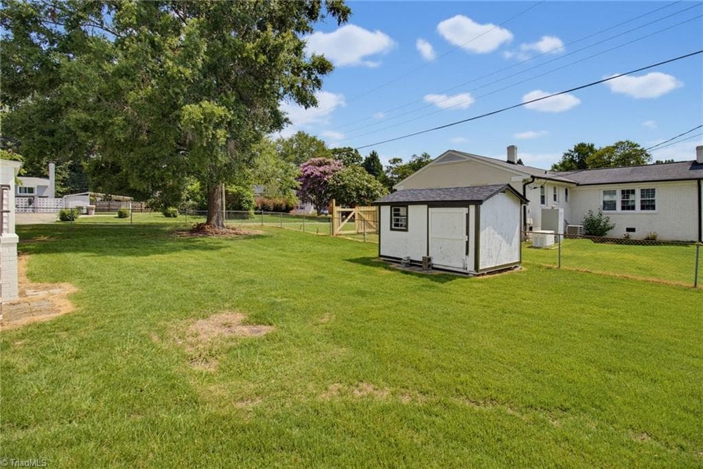 Stick/Site Built at 706 Elam Avenue, Greensboro NC 27408, photo 26 of 28