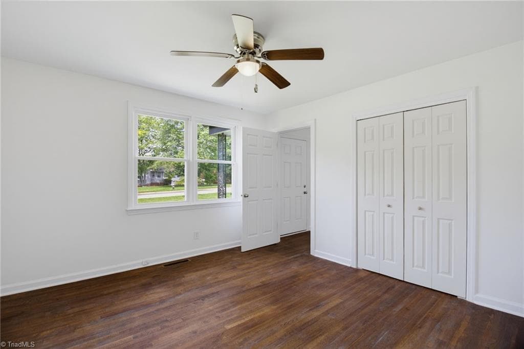 Stick/Site Built at 706 Elam Avenue, Greensboro NC 27408, photo 24 of 28