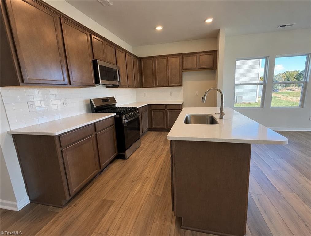 Stick/Site Built at 5839 Latigo Court, Clemmons NC 27012, photo 2 of 6