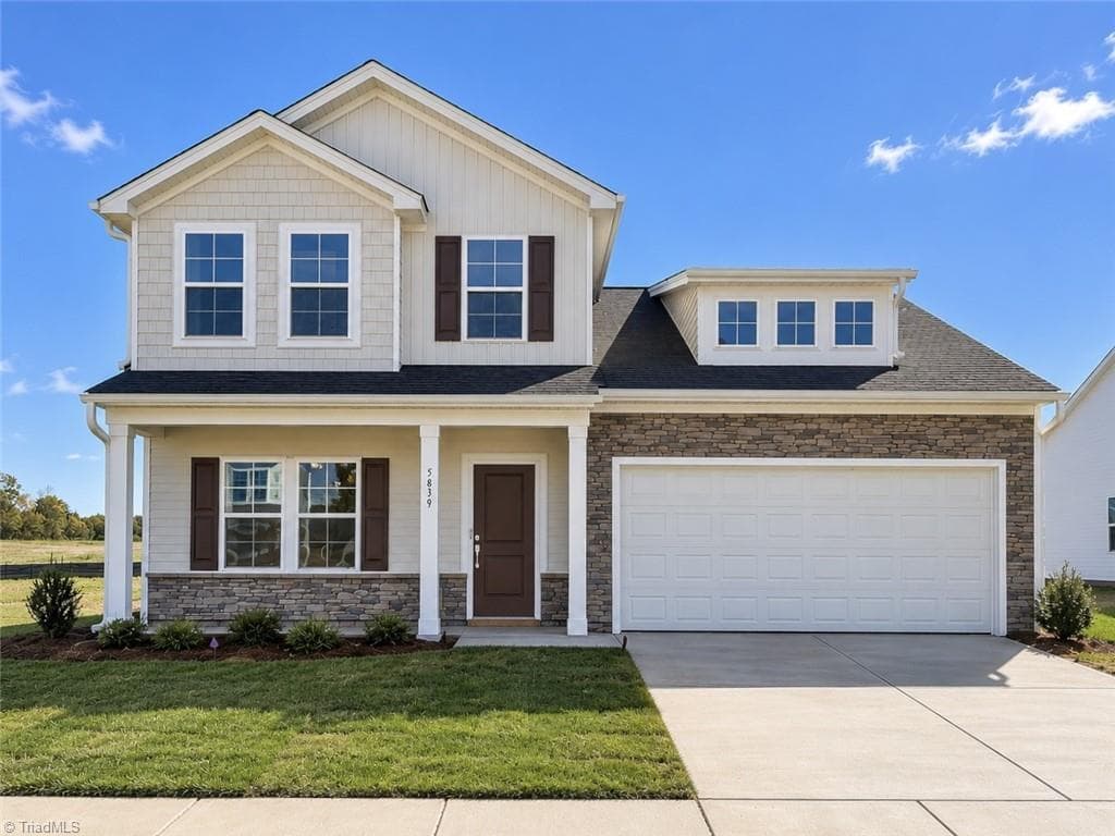 5839 Latigo Court, Clemmons NC 27012
