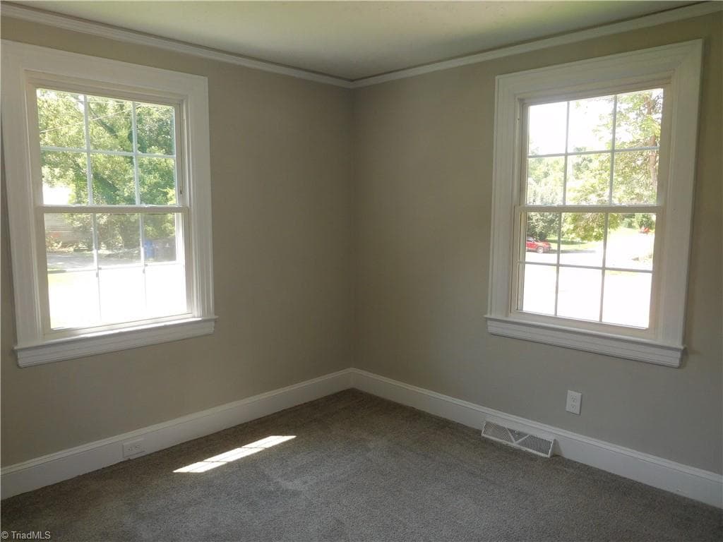 Stick/Site Built at 11 Hilton Drive, Winston-Salem NC 27127, Winston-Salem, photo 9 of 24
