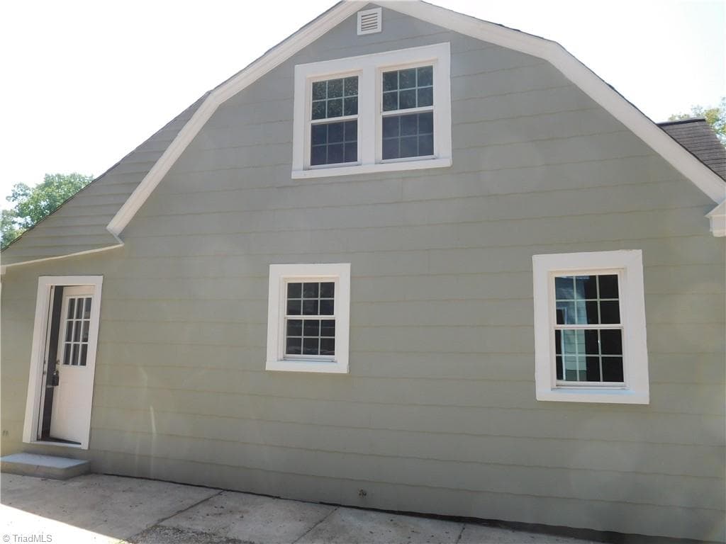 Stick/Site Built at 11 Hilton Drive, Winston-Salem NC 27127, Winston-Salem, photo 21 of 24