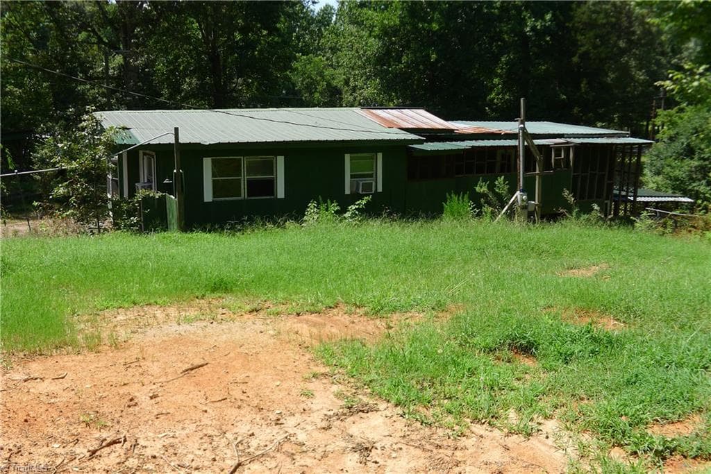 Manufactured Home at 162 Oak Tree Drive, Mocksville NC 27028, photo 16 of 16