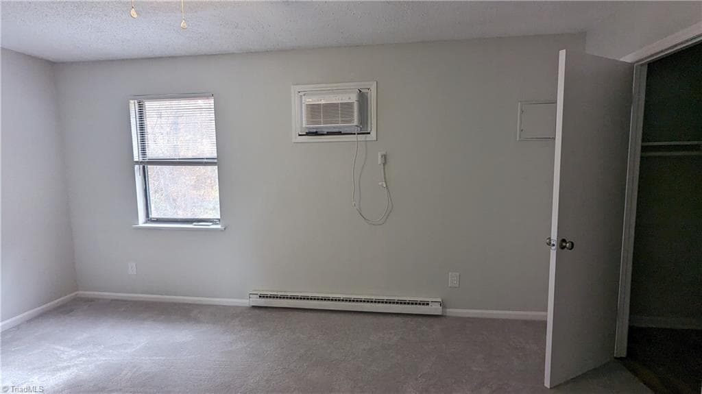 Apartment at 804 & 818 Meadow Ridge Court, Winston-Salem NC 27107, photo 20 of 24
