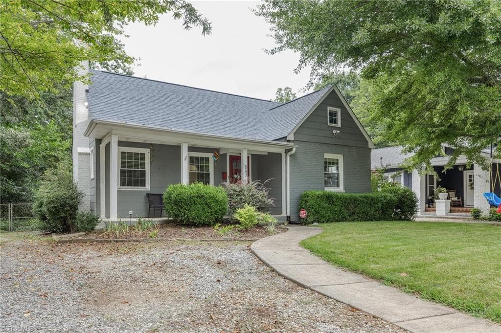 Stick/Site Built at 847 Lockland Avenue, Winston-Salem NC 27103, Winston-Salem, photo 4 of 41