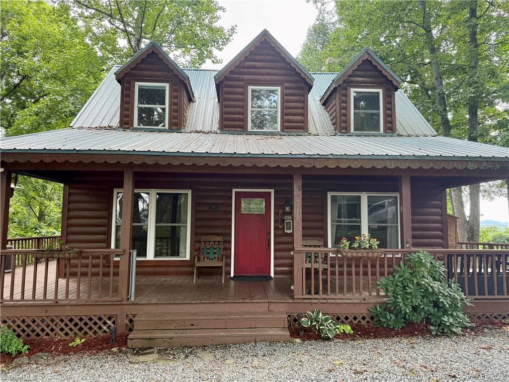 61 Lucky Hill Road, Grassy Creek NC 28631