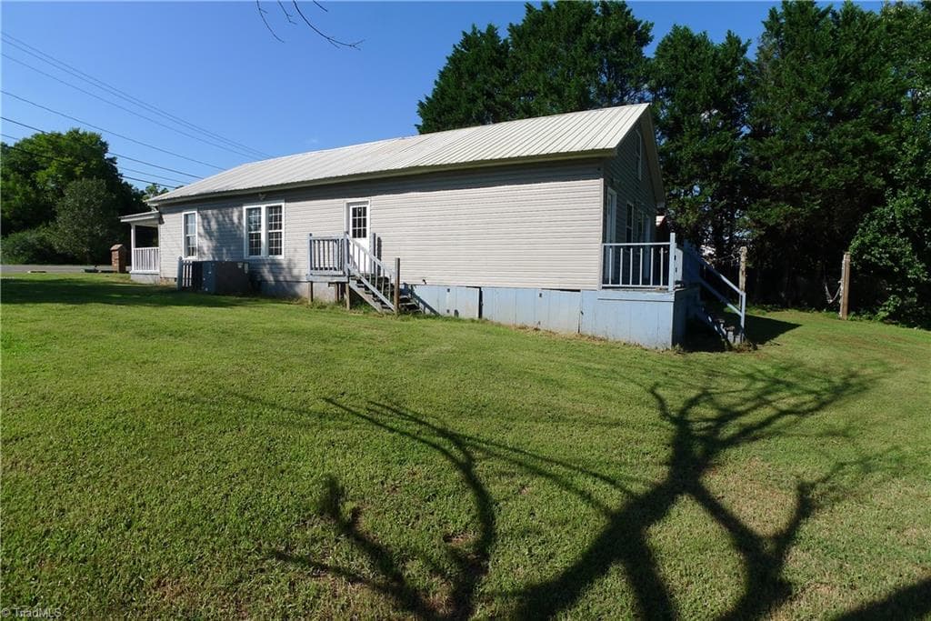 Stick/Site Built at 7573 NC Highway 801 S, Mocksville NC 27028, Mocksville, photo 5 of 32