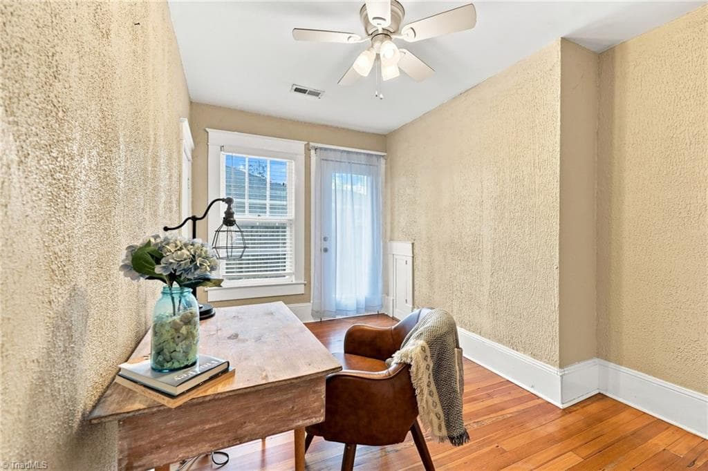 Stick/Site Built at 1313 Prescott Place, High Point NC 27262, photo 16 of 32