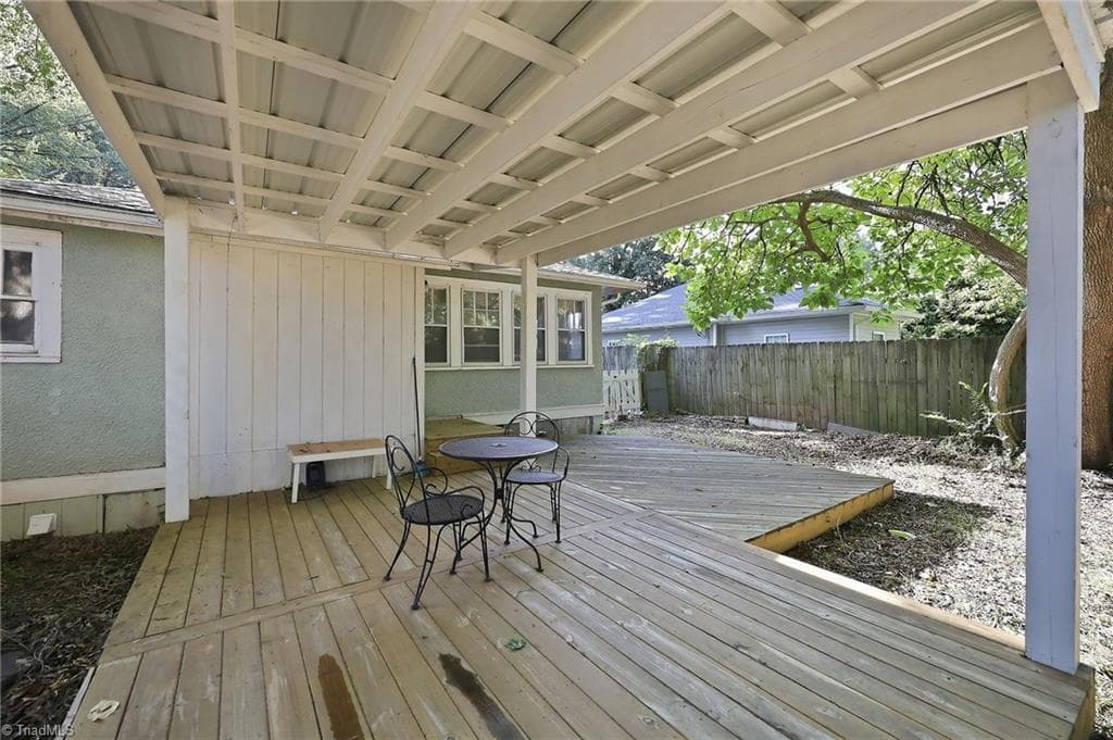 Stick/Site Built at 1313 Prescott Place, High Point NC 27262, photo 25 of 32