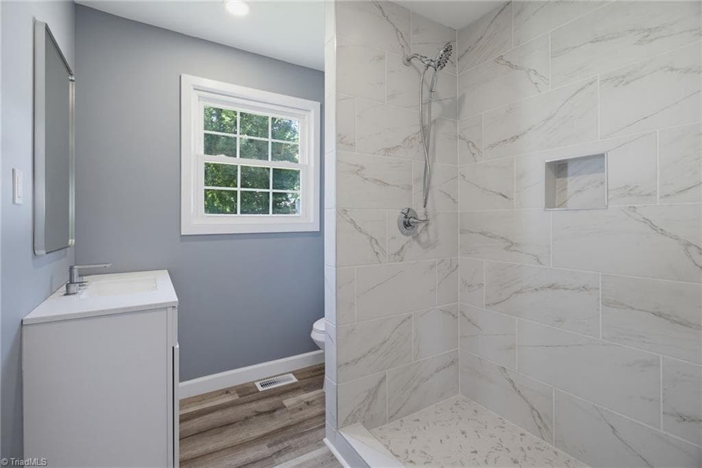 Stick/Site Built at 1416 Lynwood Terrace, High Point NC 27265, photo 23 of 30
