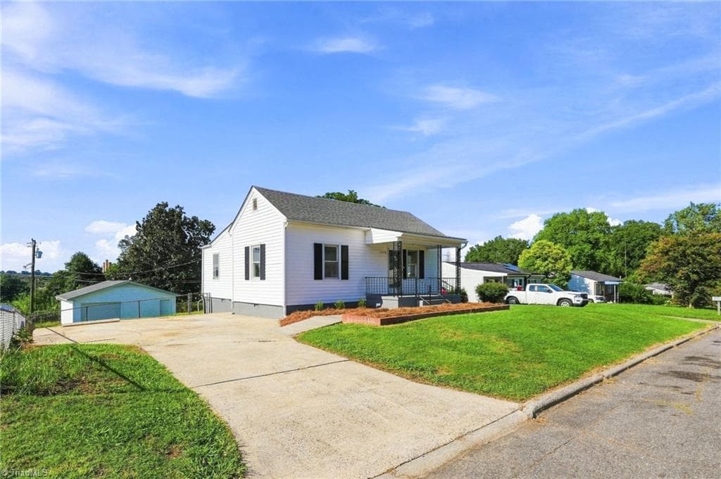 1416 20th Street, Greensboro NC 27405