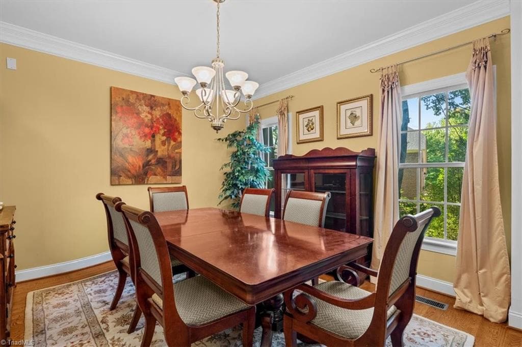 Stick/Site Built at 4 Windsor Castle Court, Greensboro NC 27408, photo 10 of 19