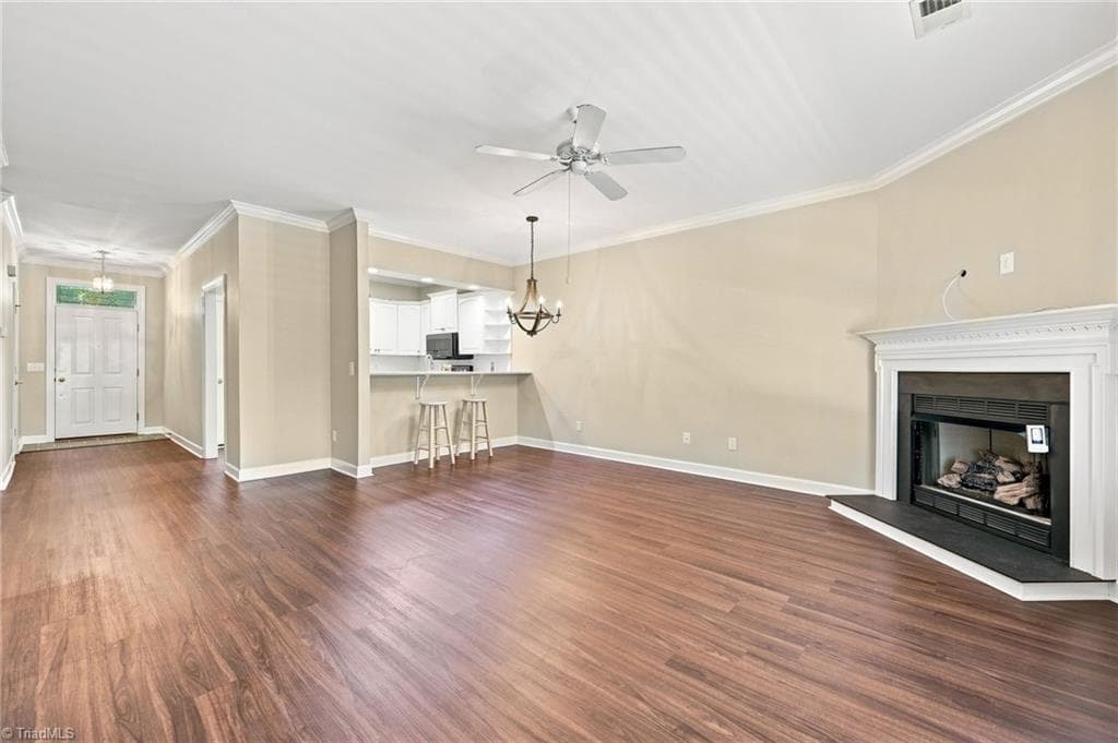 Stick/Site Built at 710 Vinebury Lane, High Point NC 27265, photo 2 of 32