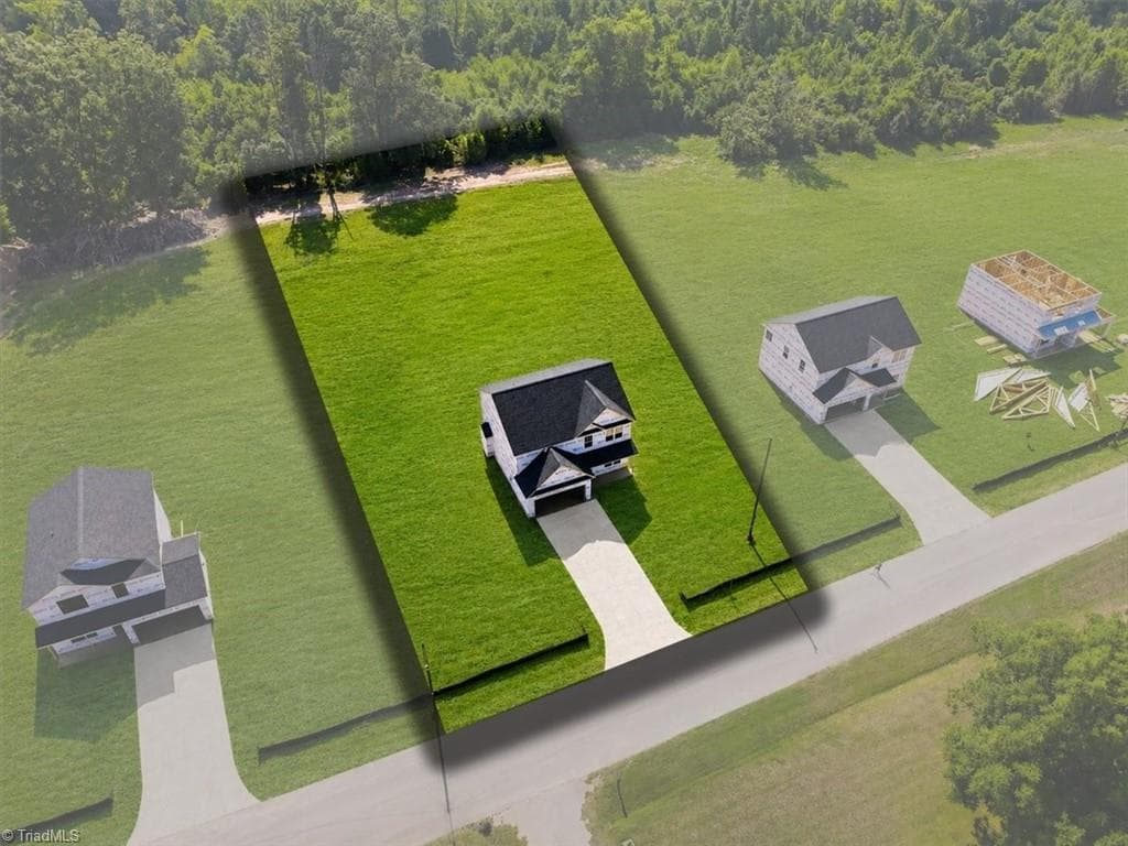 Stick/Site Built at 1909 Dockery Road, Reidsville NC 27320, photo 2 of 33