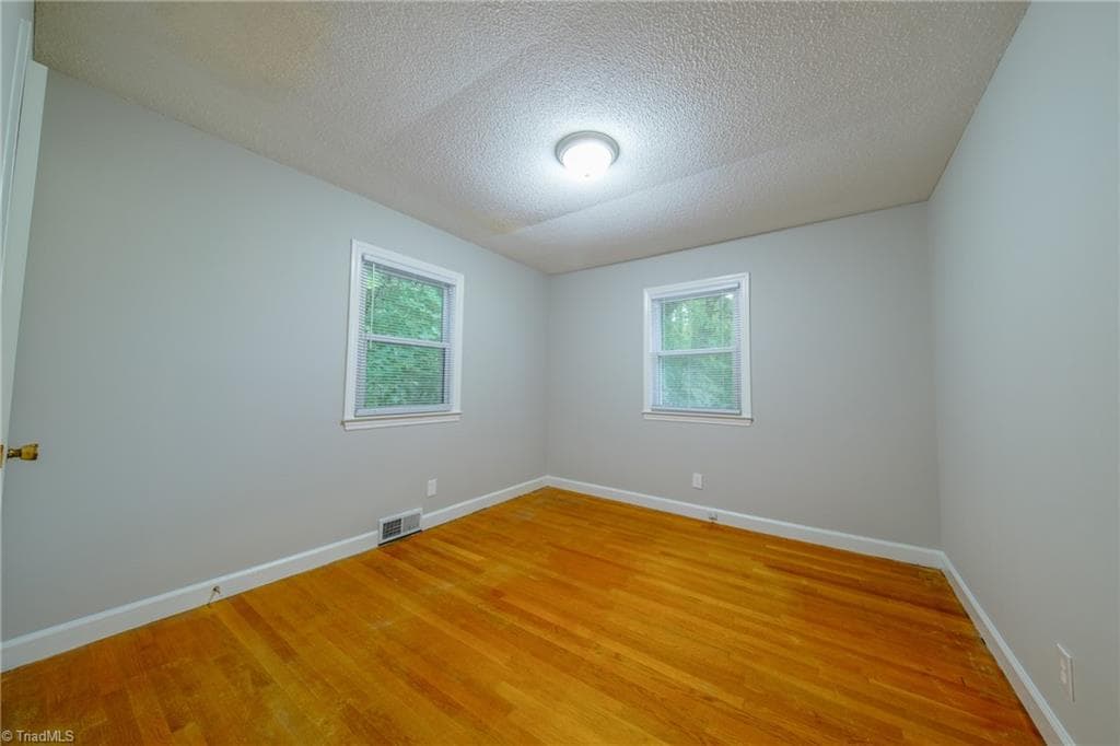 Stick/Site Built at 435 Lakecrest Drive, Kernersville NC 27284, photo 22 of 27