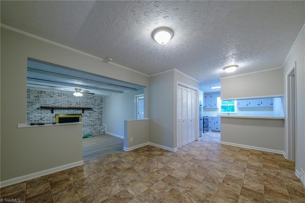 Stick/Site Built at 435 Lakecrest Drive, Kernersville NC 27284, photo 11 of 27