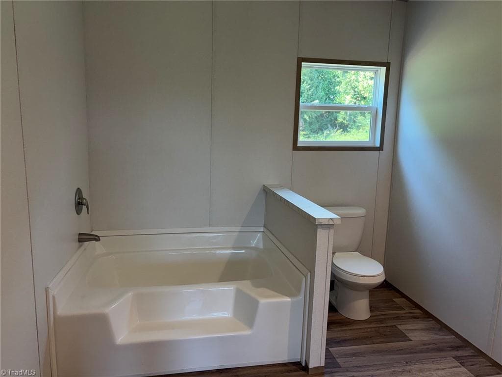 Manufactured Home at 125 Luffman Road, Ronda NC 28670, photo 12 of 17