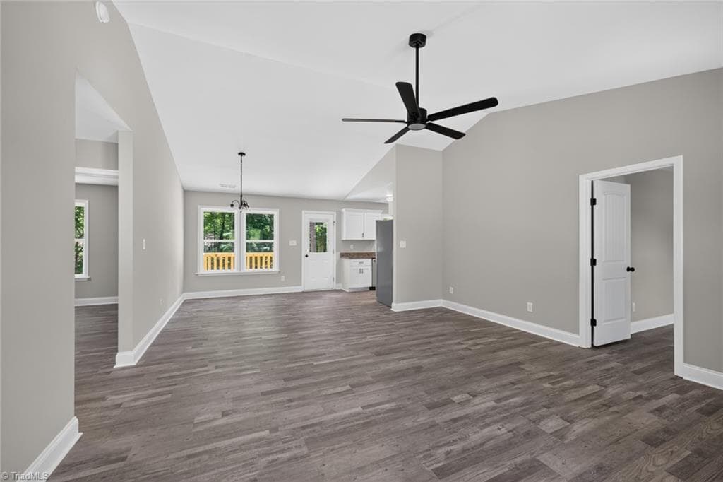 Stick/Site Built at 239 Lake Drive 8, Lexington NC 27292, Lexington, photo 12 of 31