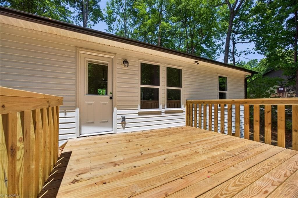 Stick/Site Built at 239 Lake Drive 8, Lexington NC 27292, Lexington, photo 5 of 31