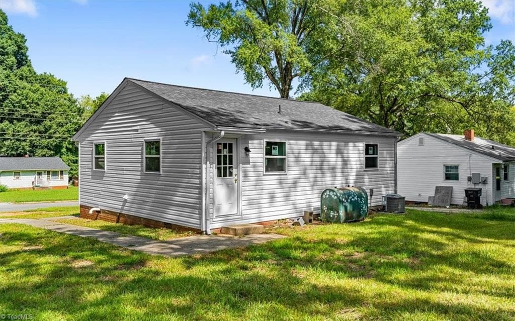 Stick/Site Built at 1003 Grant Street, High Point NC 27262, photo 24 of 26