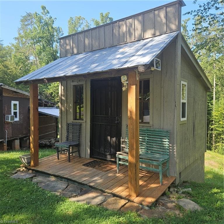 Stick/Site Built at 1409 Good Hope Drive, Walnut Cove NC 27052, Walnut Cove, photo 22 of 50