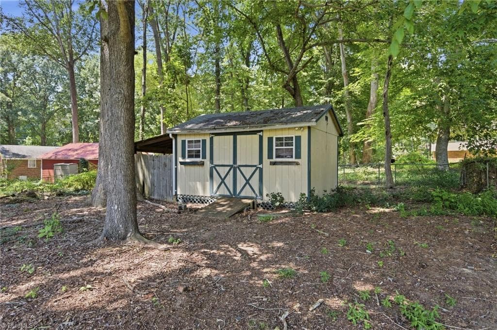 Stick/Site Built at 6060 Bobbybrook Drive, Clemmons NC 27012, photo 44 of 50