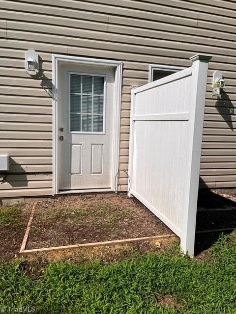 Duplex at 317 Gilbreath Street, Graham NC 27253, photo 8 of 28
