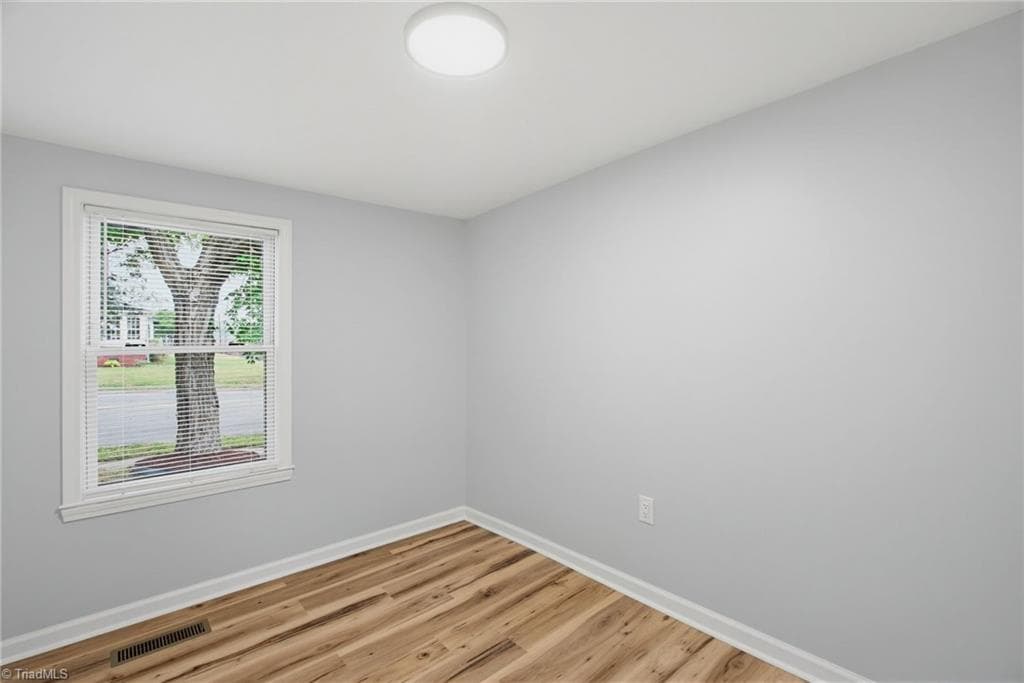 Stick/Site Built at 702 Maple Avenue, Burlington NC 27215, Burlington, photo 24 of 33