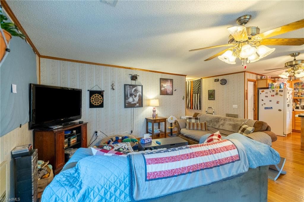 Remarks at 123 Buck Mountain Circle, West Jefferson NC 28694, photo 12 of 50