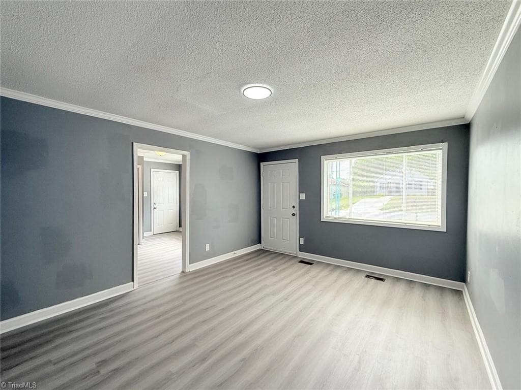 Stick/Site Built at 609 Cross Street, High Point NC 27260, photo 7 of 21