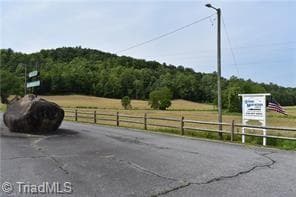 Single Family Residence at 71 Grandview Drive, Traphill NC 28685, photo 4 of 10