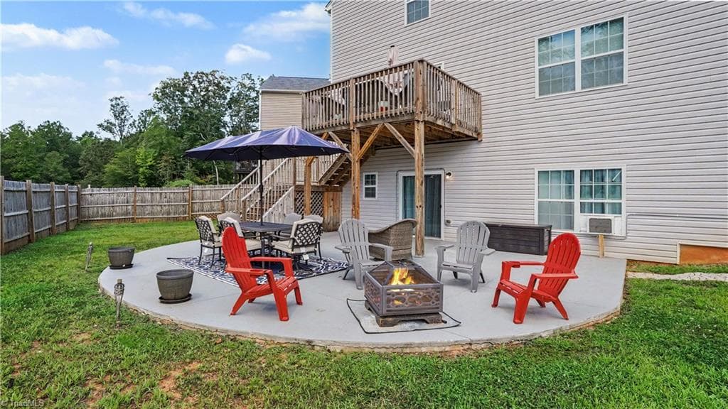 Stick/Site Built at 6808 Capstone Court, Rural Hall NC 27045, photo 3 of 26