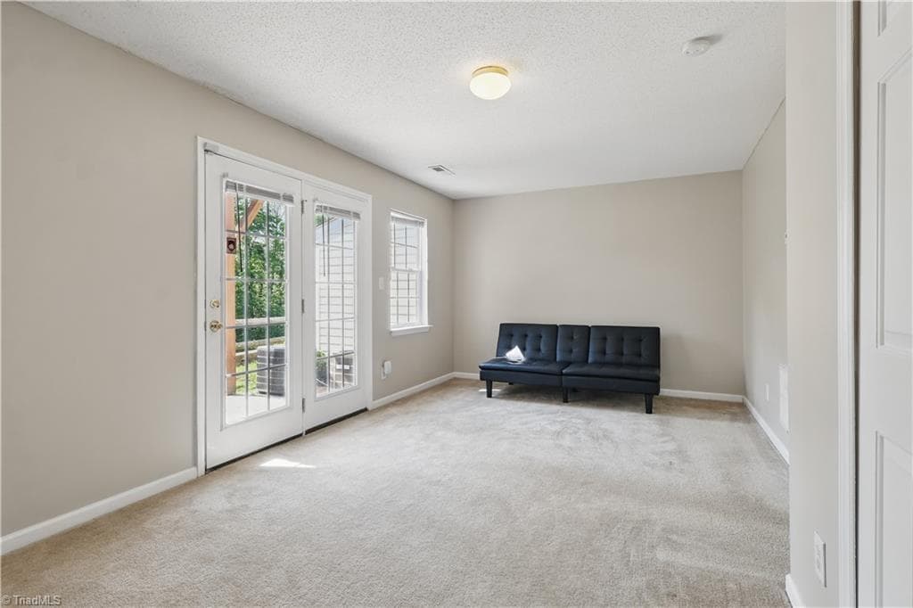 Stick/Site Built at 88 Tannenbaum Circle, Greensboro NC 27410, photo 24 of 26