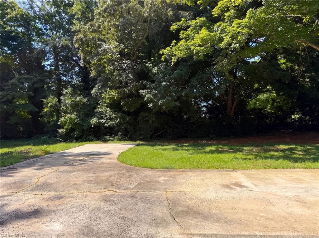 Stick/Site Built at 18 Rhyne Avenue, Winston-Salem NC 27127, Winston-Salem, photo 17 of 18