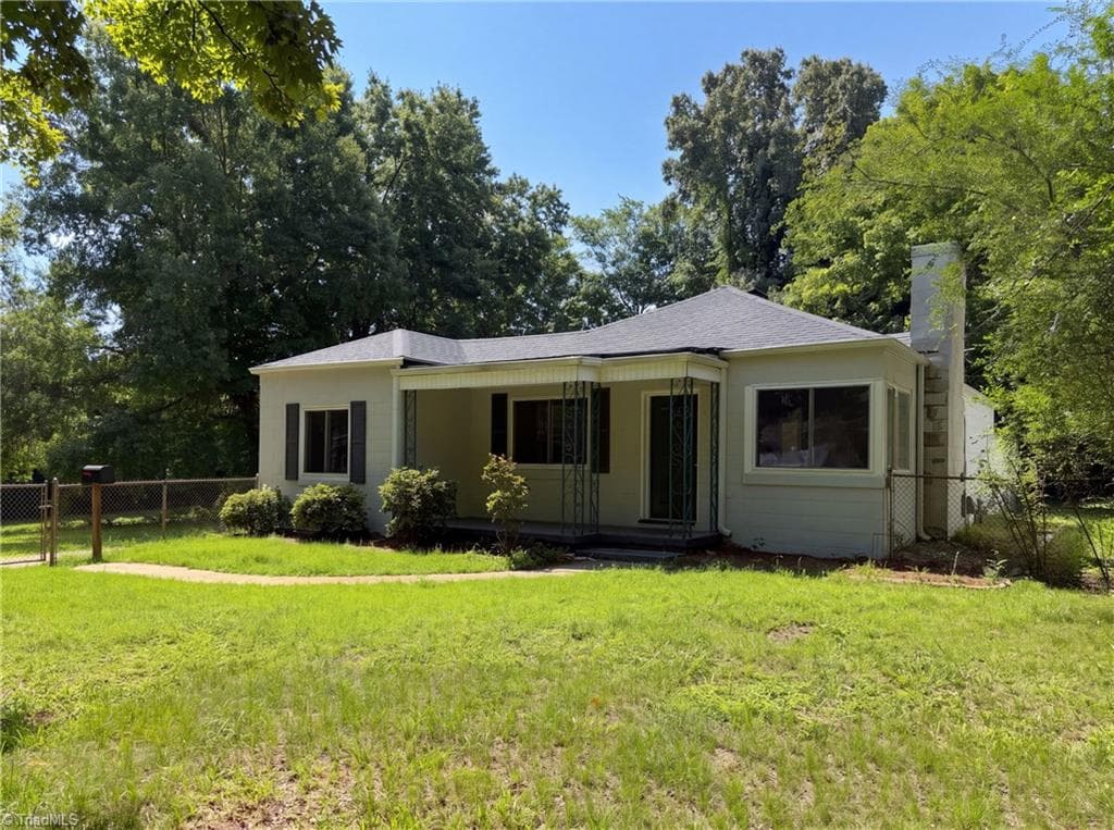 Stick/Site Built at 18 Rhyne Avenue, Winston-Salem NC 27127, Winston-Salem, photo 14 of 18