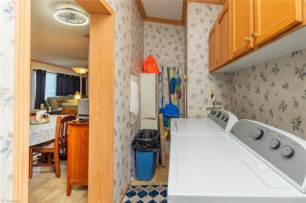 Manufactured Home at 1025 E Holly Grove Road, Lexington NC 27292, Lexington, photo 17 of 49
