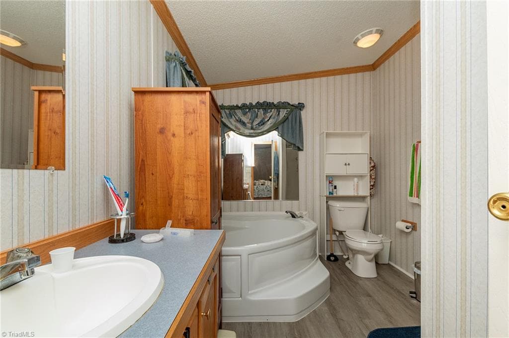 Manufactured Home at 1025 E Holly Grove Road, Lexington NC 27292, Lexington, photo 26 of 49