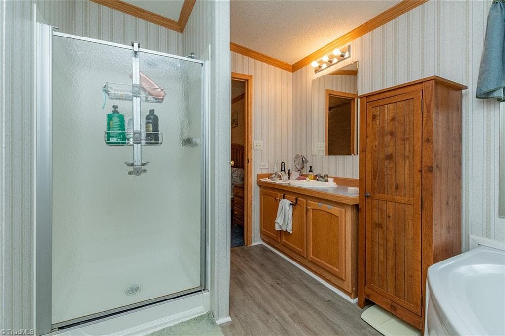 Manufactured Home at 1025 E Holly Grove Road, Lexington NC 27292, Lexington, photo 28 of 49