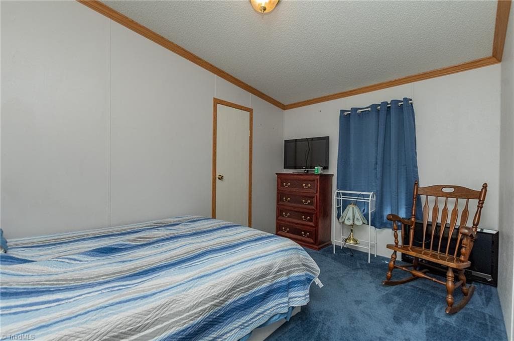 Manufactured Home at 1025 E Holly Grove Road, Lexington NC 27292, Lexington, photo 20 of 49
