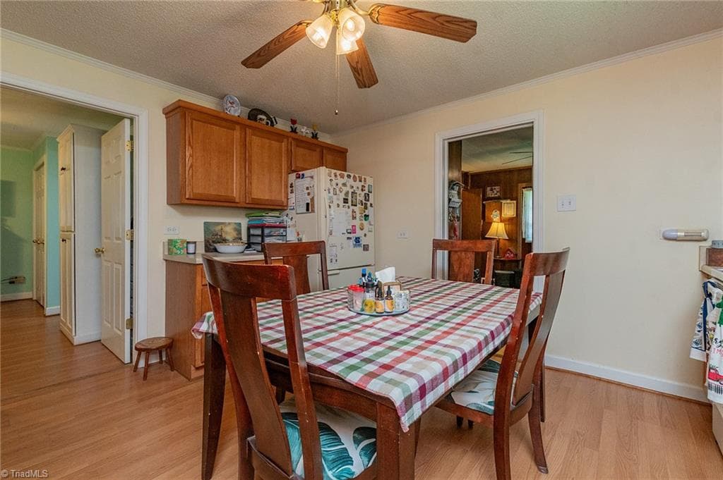 Manufactured Home at 1025 E Holly Grove Road, Lexington NC 27292, Lexington, photo 45 of 49