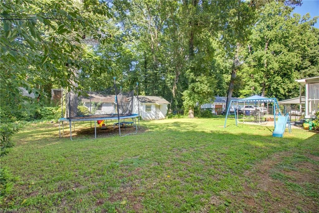 Stick/Site Built at 1817 Fairview Boulevard, Winston-Salem NC 27127, photo 32 of 33